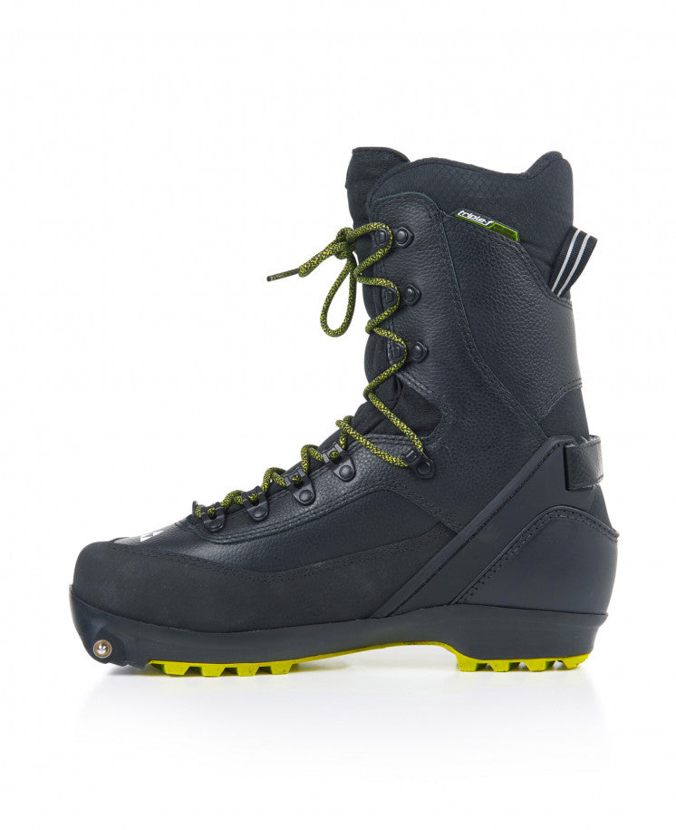 Fischer BCX Traverse Boot